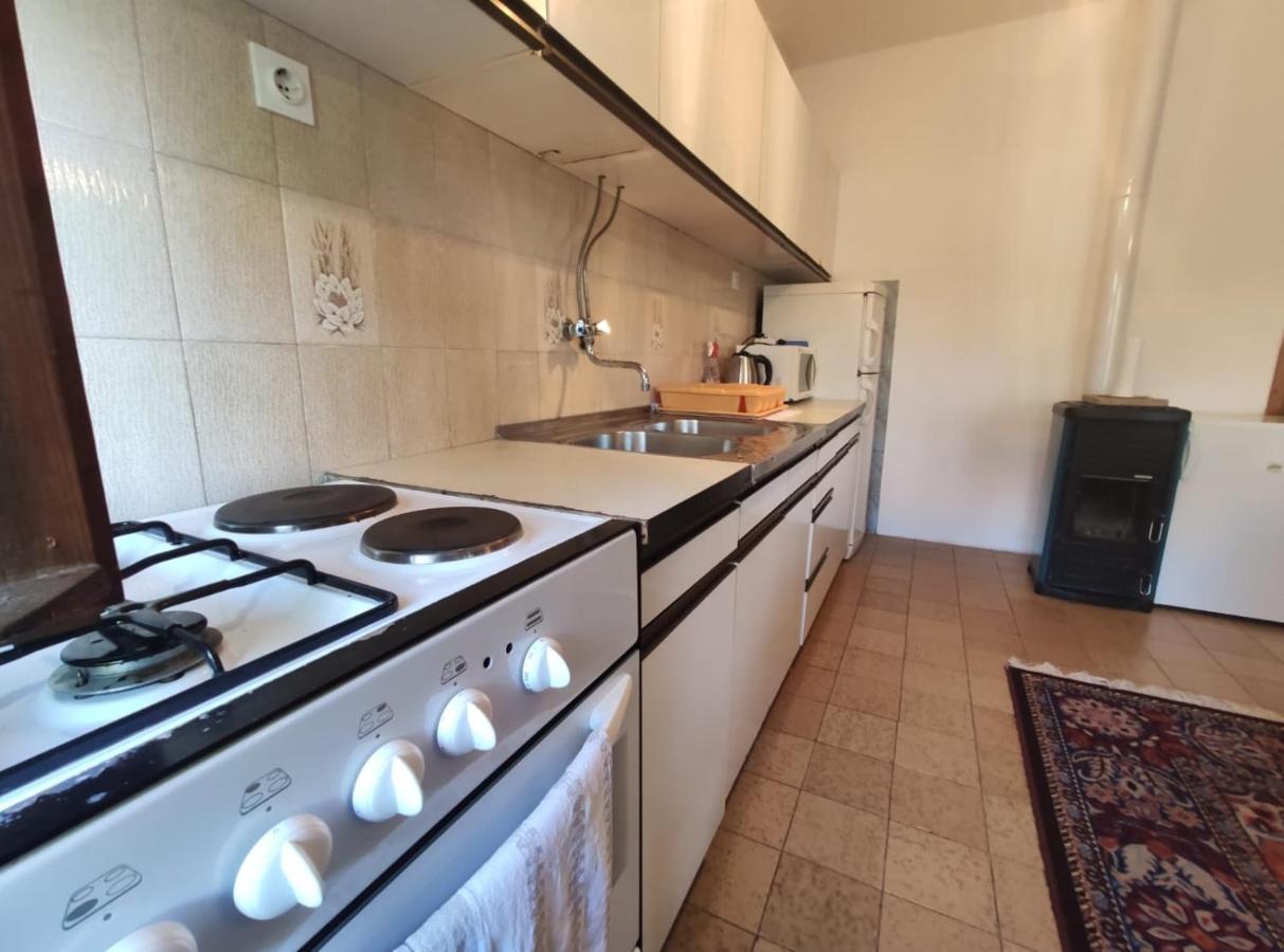 Family Apartment Near Beach 比奥格勒·纳·莫鲁 外观 照片